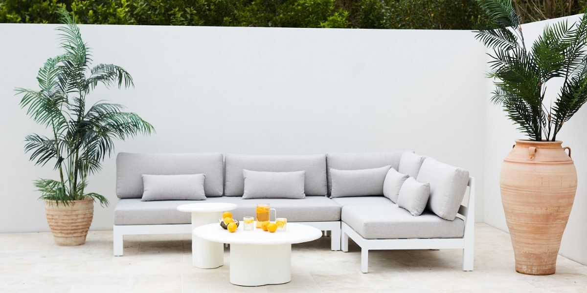 Outdoor Furniture - Danske Mobler