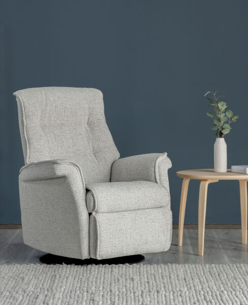 IMG® Chelsea Medium Recliner – Hannah Nature