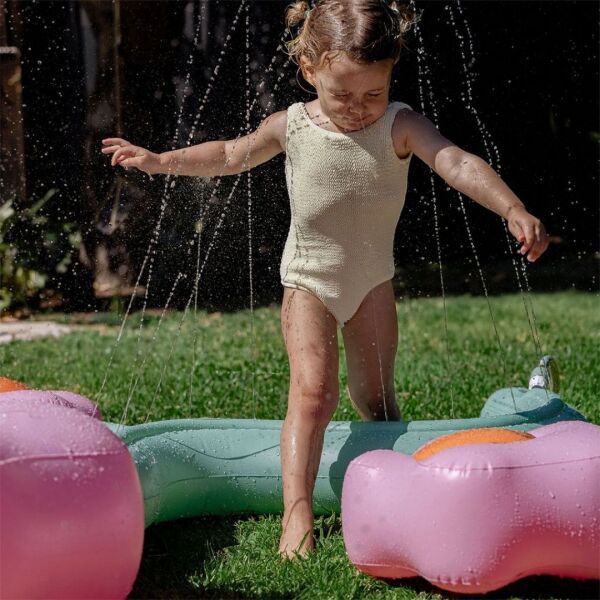 Inflatable Sprinkler - Poppy The Peach  
