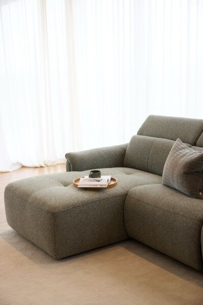 Leonardo 3 Seater W/ RHF Chaise 