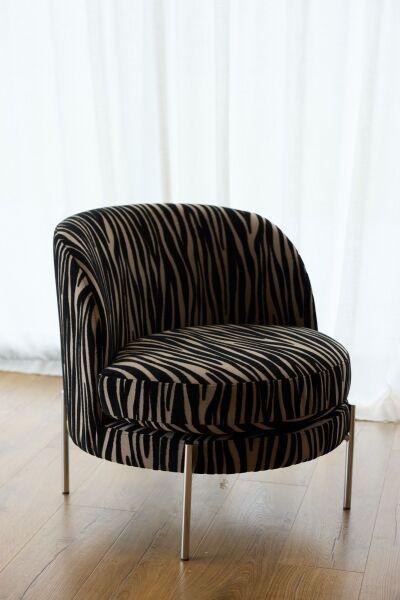 Karl Chair  