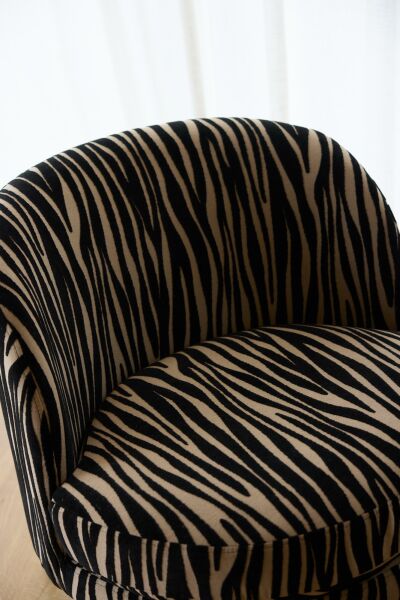 Karl Chair  