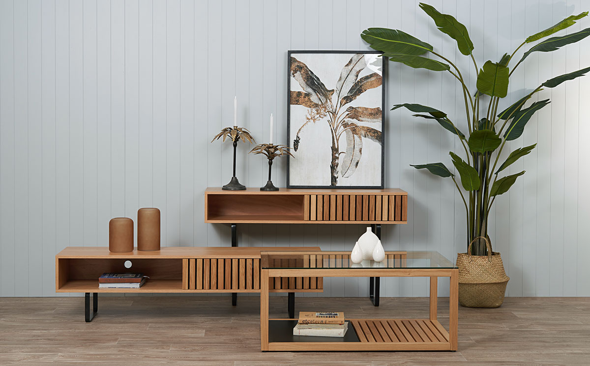 Lounge & Dining Furniture